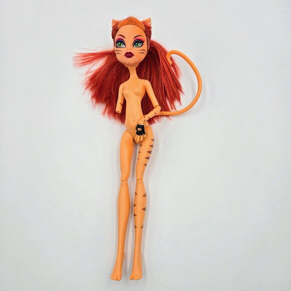 Monster High Toralei Stripe Power Ghouls Doll Mattel 2011 Read - Picture 10 of 16